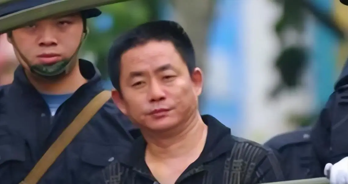 河南郑州黑老大宋留根，靠着暴力手段在 90 年代就身家过亿